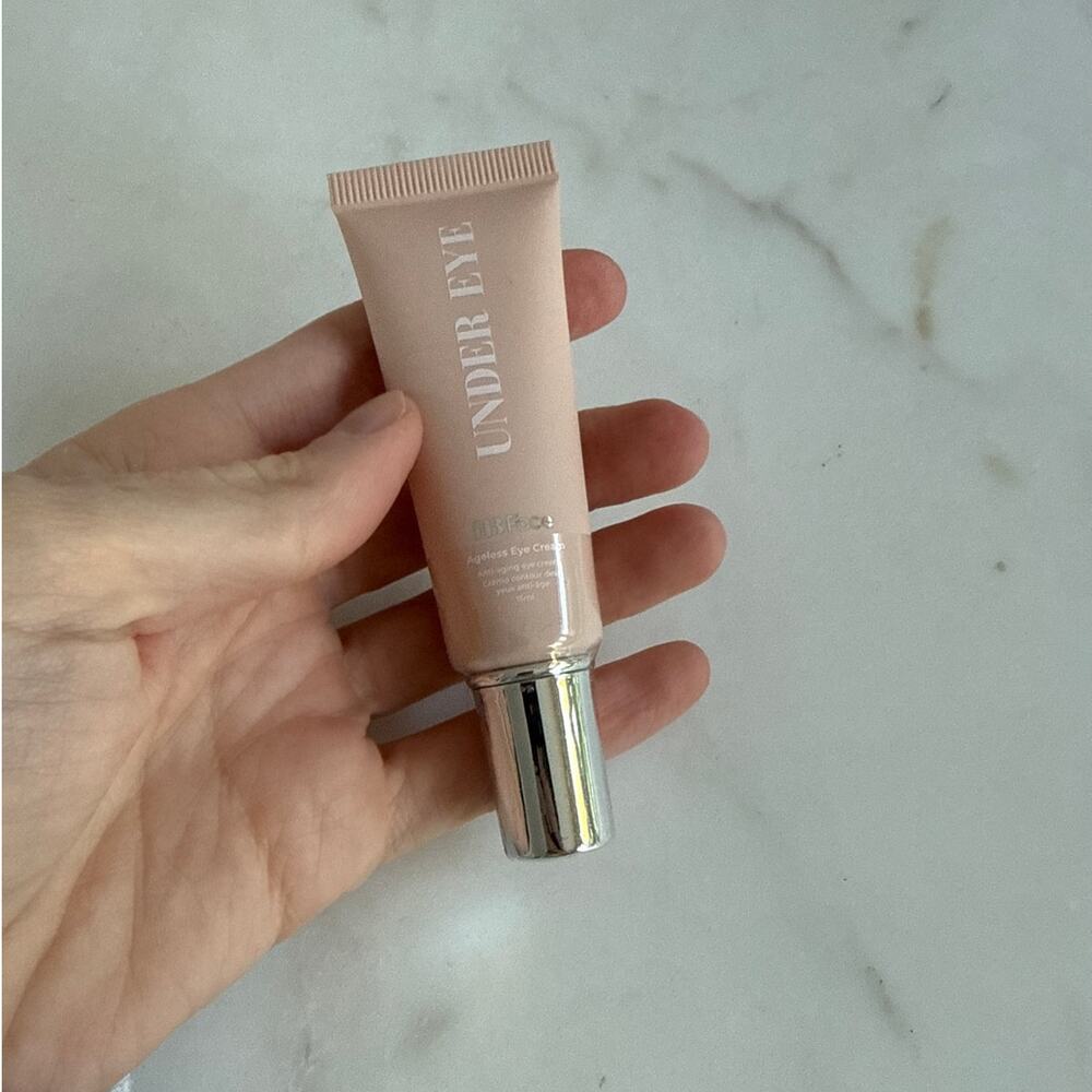 HB Face Ageless Eye Cream